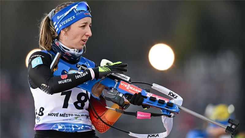 Biathletin Preuß verpasst Podest um eine Zehntelsekunde Franziska Preuß beendet den Sprint wieder unter den Top Ten.