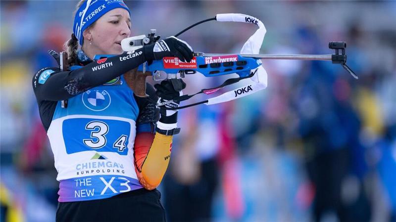 Biathletinnen feiern zweiten Staffelsieg nacheinander Franziska Preuß machte als Schlussläuferin den Sieg perfekt.
