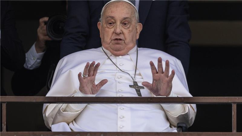 Papst nach fünf Wochen zurück im Vatikan Franziskus soll noch mehrere Wochen Abstand zu anderen halten.
