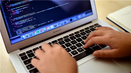 Frauen in Digitalberufen weiterhin stark unterrepräsentiert. (Symbolbild)