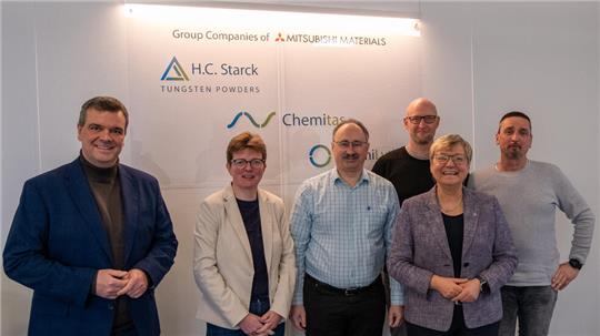 Frauke Heiligenstadt (2. v. r.) sucht den Dialog mit der heimischen Wirtschaft.