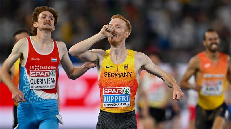 Frederik Ruppert krönte sich zum Hindernis-König