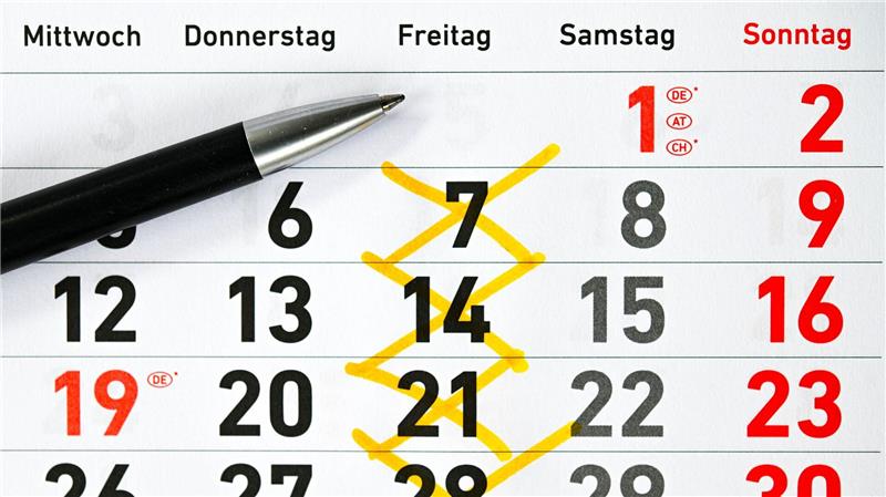 Freitags frei? Die Debatte um die Vier-Tage-Woche flammt immer wieder auf. (Symbolbild)