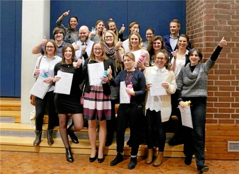 Freude über den gelungenen Abschluss bei den Absolventen des Studienseminars Goslar.  Foto: Privat