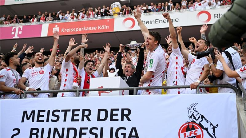 Friedhelm Funkel machte den siebten FC-Aufstieg perfekt