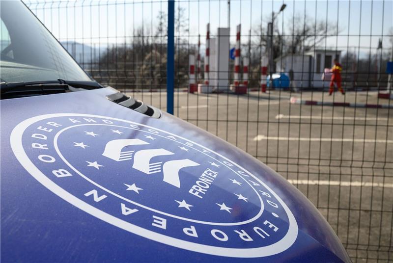 Frontex: Höchste Zahl unerlaubter Grenzübertritte seit 2015 Frontex-Fahrzeug an der EU-Außengrenze im rumänischen Sighetu Marmatiei.