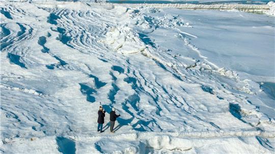 Frost und Schnee verwandelten den Ostseestrand von Usedom in eine Winterlandschaft.