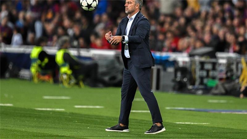 Früher Bayern, jetzt Barcelona: Trainer Hansi Flick an der Seitenlinie.