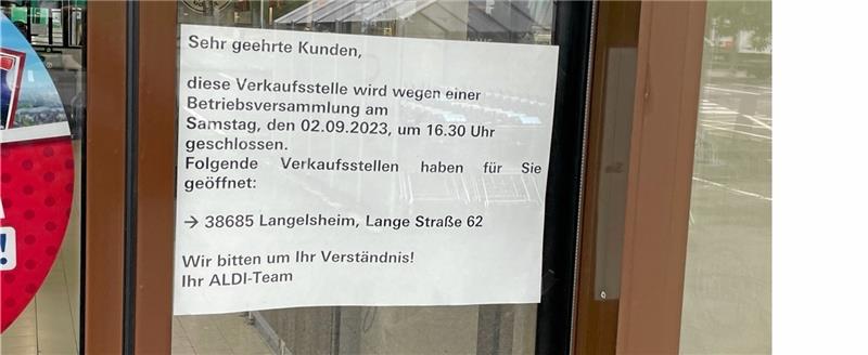 Aldi-Versammlung: Hohe Resonanz bei Goslarer Belegschaft Früheres Schließen angekündigt: Goslars Aldi-Mitarbeiter hatten am Samstag eine Betriebsversammlung. Foto: Heine