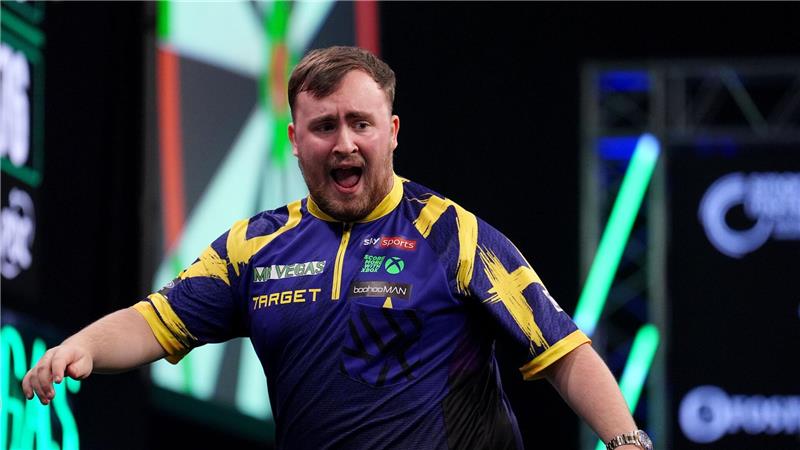 Führt die Darts-Weltrangliste erstmals an: Luke Littler. 