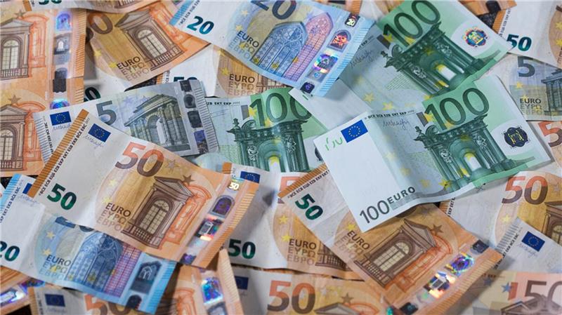 Geldvermögen auf Rekordniveau - aber ungleich verteilt Fünfter Anstieg in Folge: Nominales Geldvermögen der privaten Haushalte nun bei 9.050 Milliarden Euro (Symbolbild)