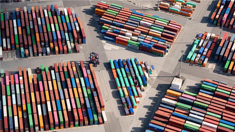IfW Kiel rechnet 2026 mit stärkerem Wirtschaftswachstum Für 2026 erwartet das IfW Kiel ein stärkeres Wirtschaftswachstum als zunächst angenommen. (Archivbild)