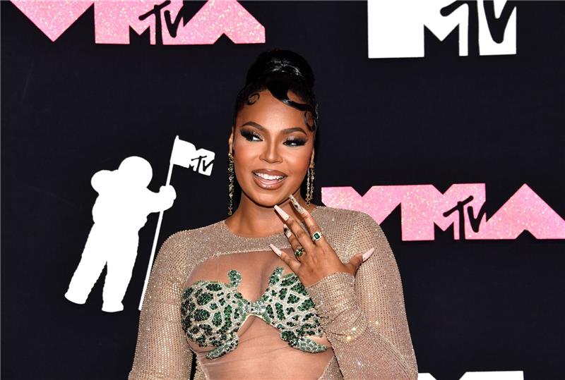 Für Ashanti ist es das erste Kind.