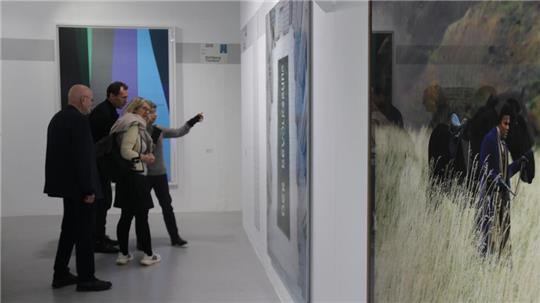 Für Besucher der Kaiserring-Ausstellung im Mönchehaus gibt es Kunst aus fünf Jahrzehnten (wieder) zu entdecken.
