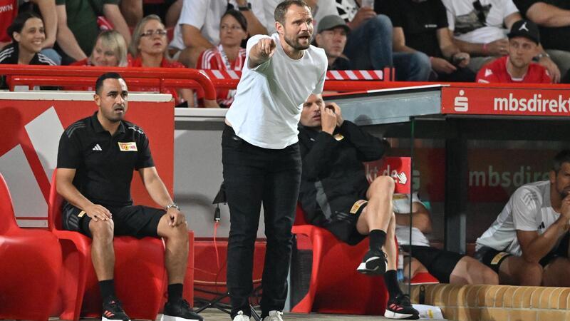 Auch ohne Gosens: Union macht St. Paulis Fehlstart perfekt Für Bo Svensson war die Partie gegen St. Pauli das erste Heimspiel als Union-Trainer.
