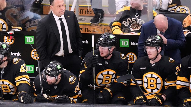 Für Bostons Trainer Marco Sturm endet die erste NHL-Saison in der ersten Playoff-Runde.