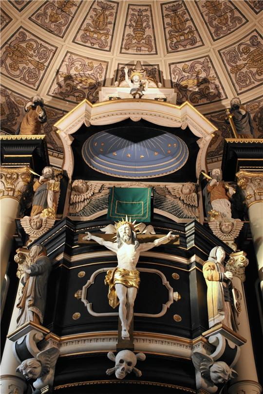 Für Christen ist Jesus am Kreuz gestorben, um die Menschen von ihren Sünden zu befreien. Foto: GZ-Archiv