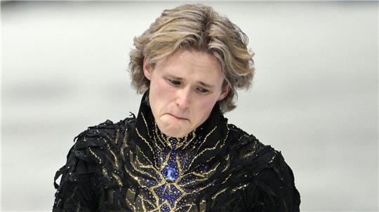 Für Eiskunstlauf-Superstar Ilia Malinin entwickelte sich die Olympia-Kür zu einem Desaster.