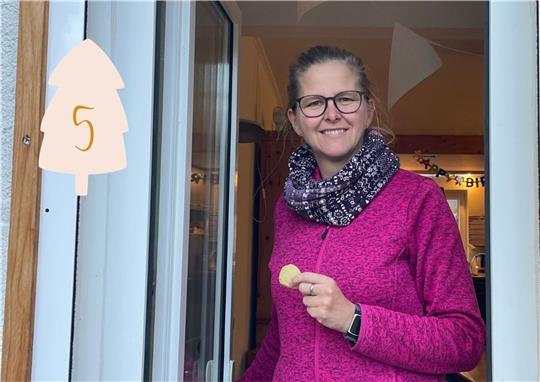 Für „Heidesand“ greift Anke Brunke gerne zum Rührgerät. Foto: Rennwanz