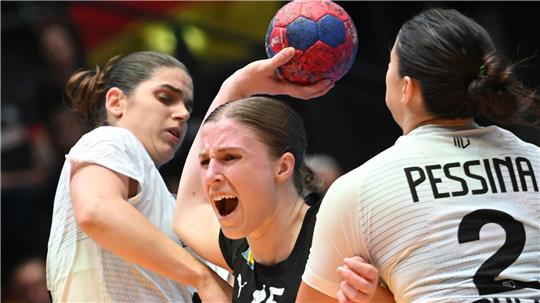 Für Jolina Huhnstock ist die Handball-WM wegen einer Verletzung vorzeitig beendet.