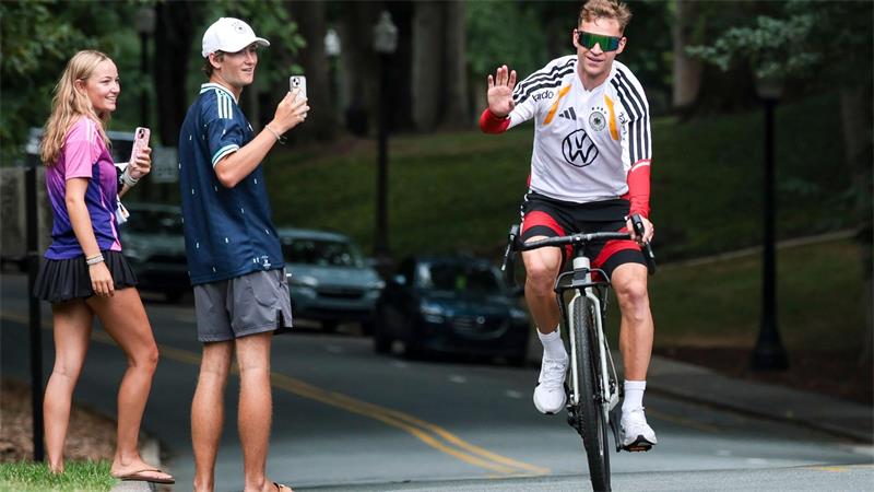 Für Joshua Kimmich ist die Partie gegen Paraguay ein besonderes Spiel. 