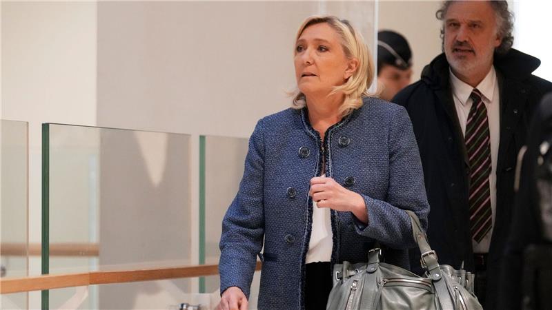 Für Le Pen ist der Schuldspruch ein Desaster.