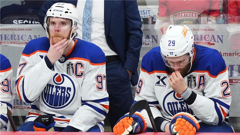 Für McDavid (l) und Draisaitl gab es in Florida wieder eine riesengroße Enttäuschung.