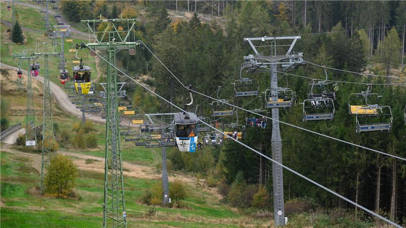 Feriengebiete gerüstet für Andrang von Osterurlaubern Für Mountainbiker öffnen im Harz zur Osterzeit die Bikeparks. (Archivbild)