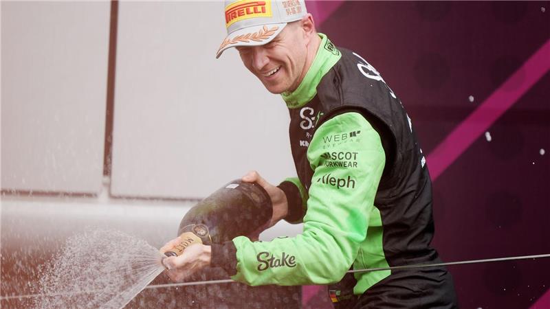 Lego-Pokal und Schampus: Hülkenberg-Party freut auch Audi Für Nico Hülkenberg endet im 239. Rennen die Zeit ohne Podiumsplatz in der Formel 1.