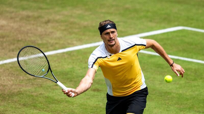 Kein Halle-Titel: Zverev verliert Halbfinale Für Zverev war in Halle im Halbfinale Endstation.