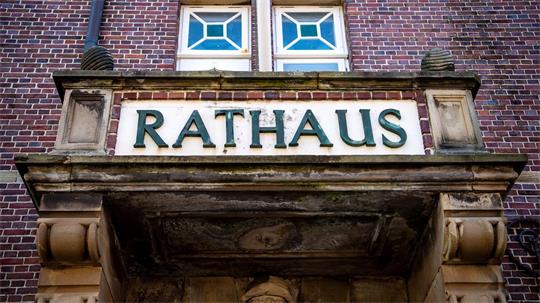 Für das Spitzenamt im Inselrathaus von Borkum gibt es nur einen Bewerber. (Archivbild)