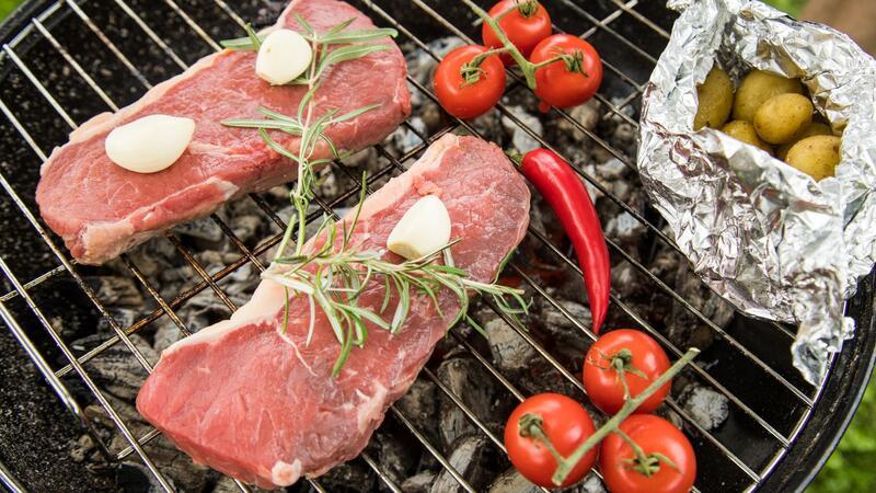 5 Profi-Tipps für das beste Steak der Welt Für das perfekte Steak benötigt man eine Mischung aus starker Hitze, Zeit und Aromen.