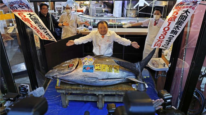 Für den Betreiber einer Sushi-Restaurantkette ist der gezahlte Rekordpreis eine geschickte PR-Aktion.