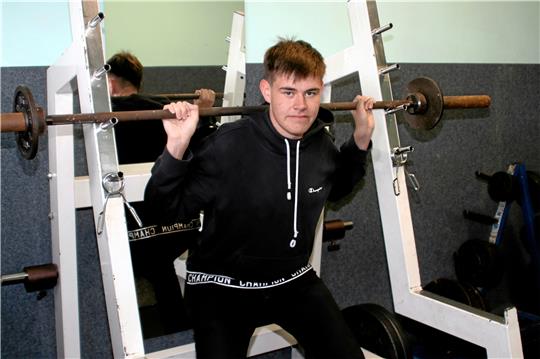 Für den Fitnesstreff des Sportinstitutes hat der Bundesfreiwilligendienstler Tobias Humpert ein Hygienekonzept erstellt.