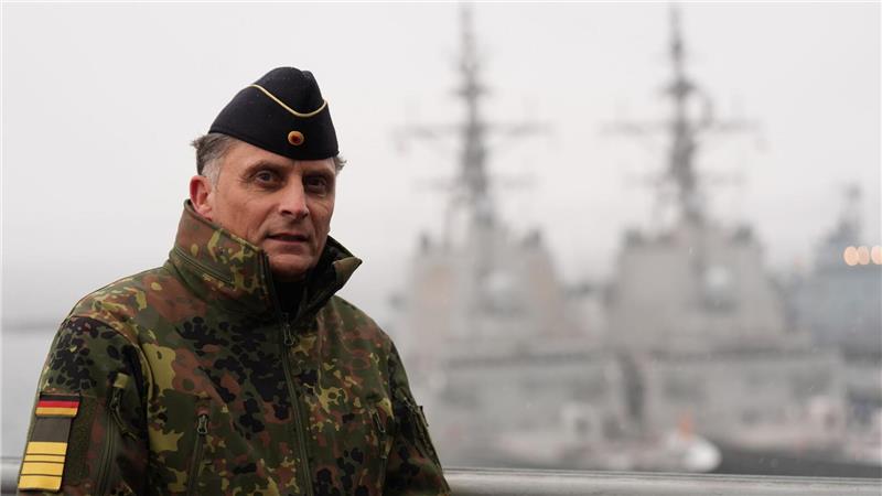 „Für den Marinestützpunkt Kiel ist das natürlich eine sehr starke Herausforderung“, sagte Bundeswehr-Sprecher Frank Martin.