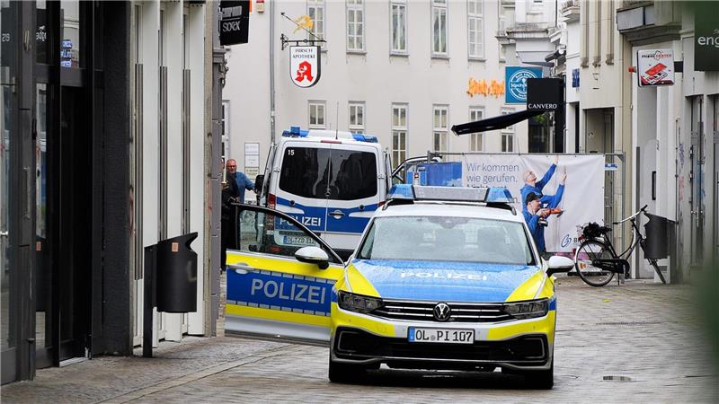 Tödliche Polizeischüsse: Ermittler erstellen 3D-Tatortmodell Für die Ermittlungen zu den tödlichen Polizeischüssen auf den 21-jährigen Lorenz wird der Tatort in Oldenburg dreidimensional vermessen.