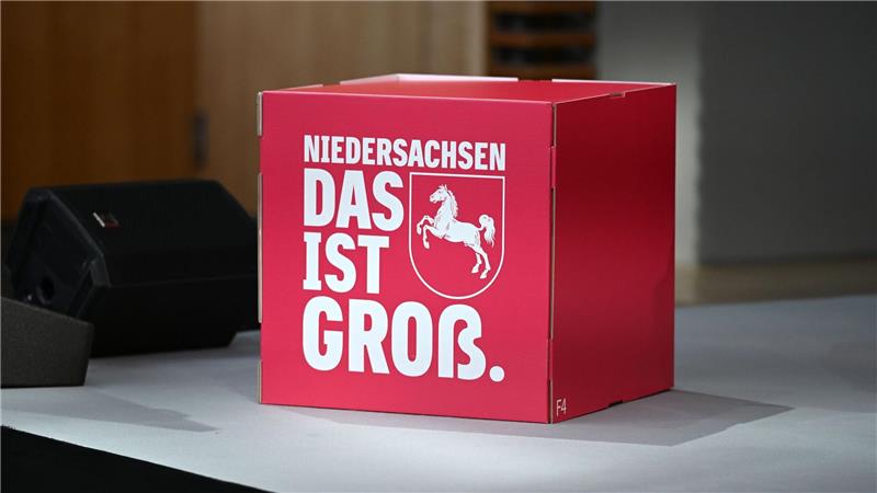 „Wind of Change“ und Schröder: Niedersachsen macht sich groß Für die Kampagne um den neuen Slogan stellt die Landesregierung insgesamt bis zu zehn Millionen Euro bereit.