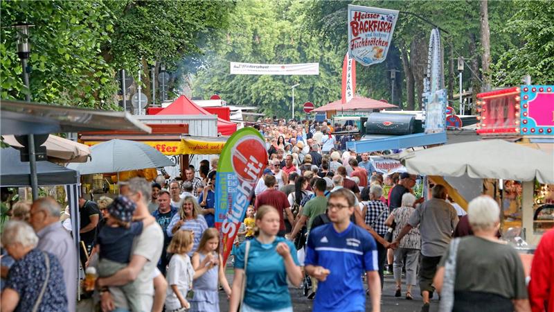 Zellerfelder Bergbauernmarkt startet am 8. Mai in die Saison Für die Menschen in Clausthal-Zellerfeld und darüber hinaus gilt der Bergbauernmarkt für die nächsten sechs Monate wieder als zentraler Treffpunkt.
