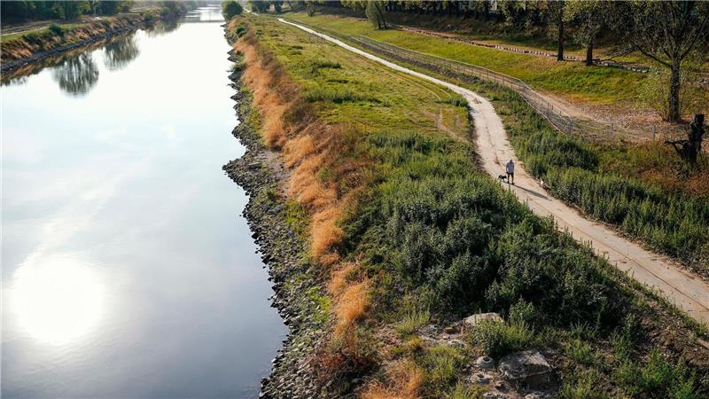 Für die Renaturierung von Gewässern stehen in Niedersachsen im laufenden Jahr 22 Millionen Euro an Landesmitteln zur Verfügung. (Archivbild)