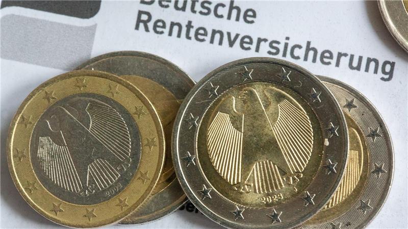 Rente, Steuern, Pflege – was sich im Juli ändert Für die Rentnerinnen und Rentner gibt es höhere Bezüge. (Archivbild)