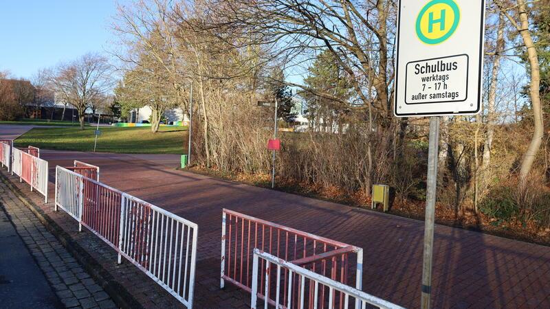 Die Bushaltestelle an der Oberschule Langelsheim