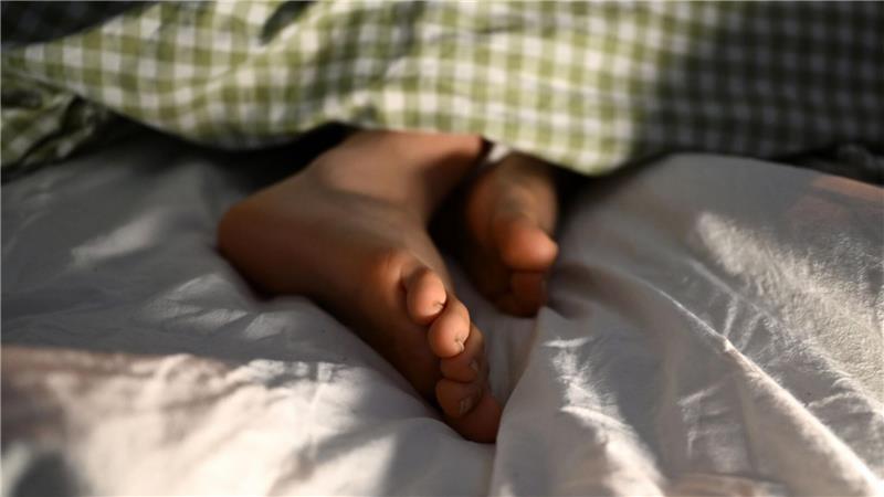 Für die körperliche und psychische Gesundheit ist ein gesunder Schlaf elementar.