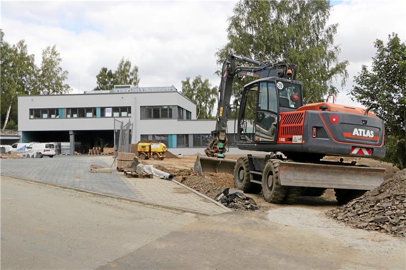 Für diesen Herbst ist die Fertigstellung des neuen Wasserkompetenzzentrums geplant. Der Neubau des Laborkomplexes kostet rund sechs Millionen Euro.