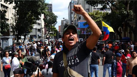 Für ein Ende der Regierungskrise müssen wohl auch die Anhänger des gestützten Präsidenten Maduro eingebunden werden.