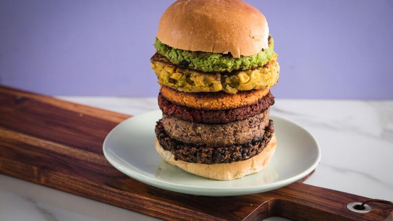 Fleisch oder pflanzlich? Was für Veggie-Burger spricht Für vegetarische Patties gibt es viele Rezepte.