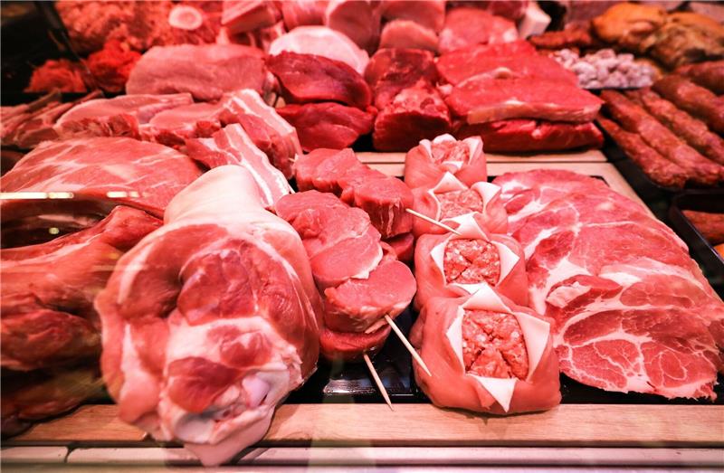 Trendwende 2023? - Die Deutschen und das Fleisch Für viele ist Fleisch nach wie vor ein unentbehrlicher Teil der Ernährung.
