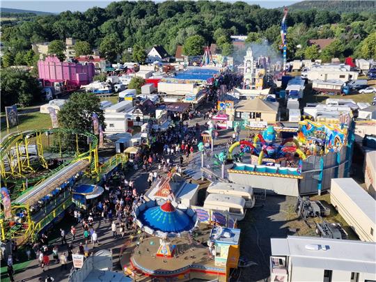 Für zehn Tage wird sich das Osterfeld ab dem 30. Juni wieder in eine große Rummelstadt verwandel. Fotos: Sowa, Epping