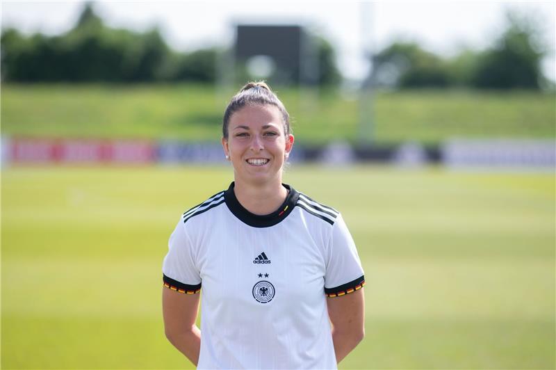 VfL Wolfsburg holt Nationalspielerin Chantal Hagel Fußball: Nationalmannschaft, Frauen, EM 2022, Medientag: Chantal Hagel.