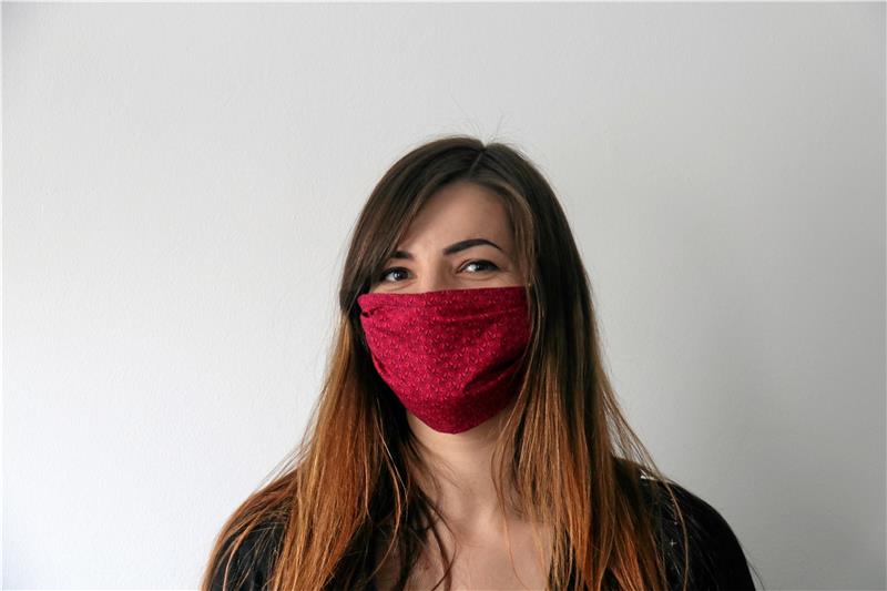 GZ-Redakteurin Marieke Düber mit ihrem selbst genähten Mund-Nasen-Schutz.