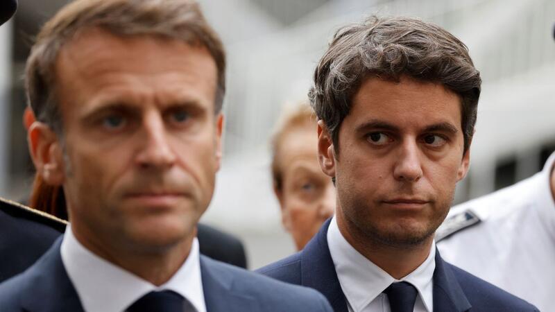 Attal: Frankreich vor historischer Richtungsentscheidung Gabriel Attal (r.) und Frankreichs Präsident Emmanuel Macron.